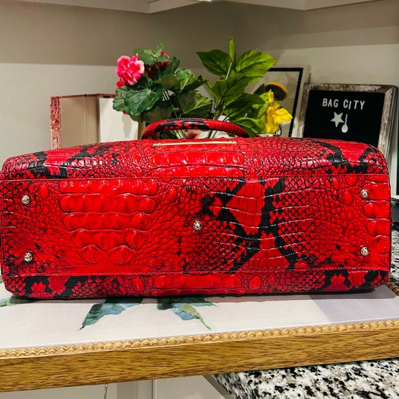 Brahmin Lipstick 💄 Finley - Picture 7 of 7